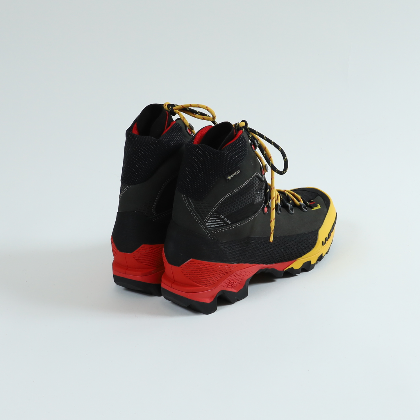 【LA SPORTIVA】Aequilibrium Lt Goretex