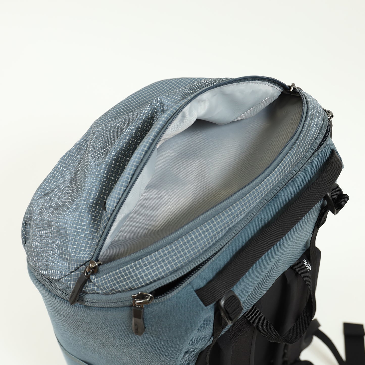 【Arc'teryx】Konseal 55 Backpack