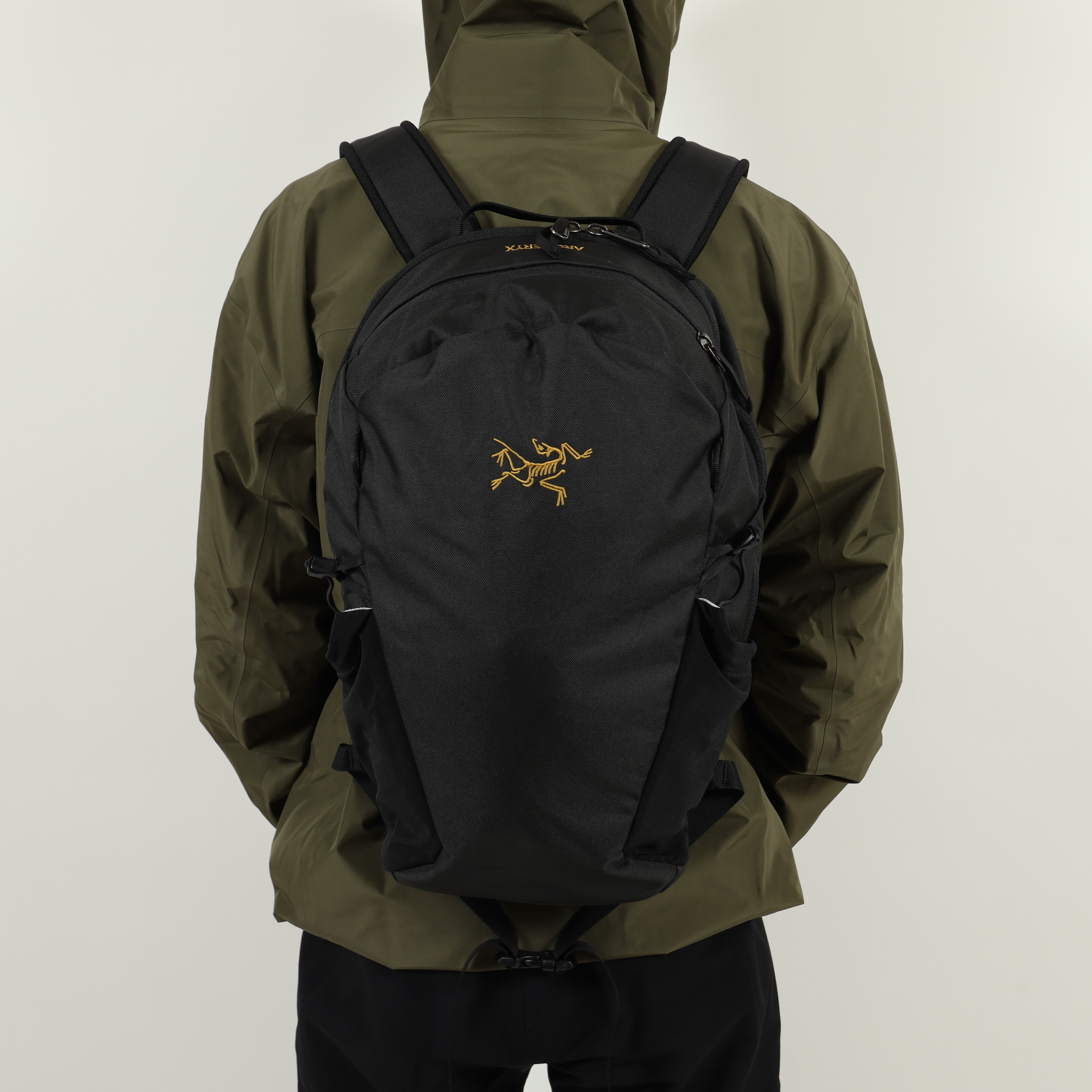 アークテリクス マンティス 16 ARC'TERYX mantis 16 - リュック、バッグ